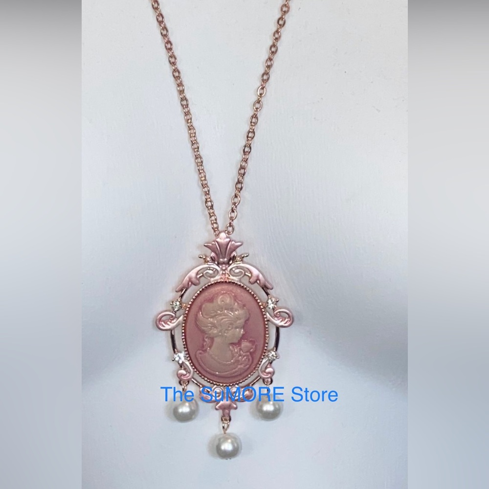 NWT Pink Cameo style Necklace